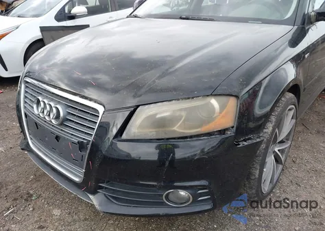 2010 Audi A3 2.0T Premium z USA, uszkodzony, nr VIN WAUKEAFM0AA044583